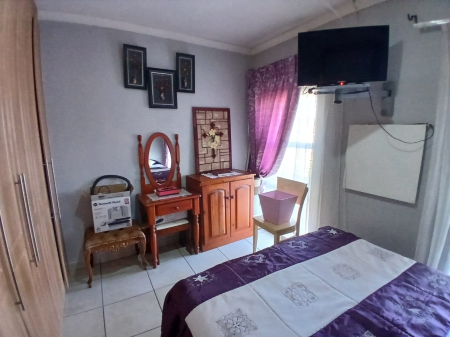 3 Bedroom Property for Sale in Mooilande Gauteng