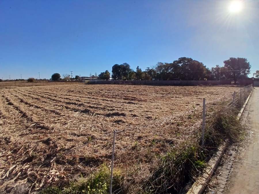 3 Bedroom Property for Sale in Mooilande Gauteng