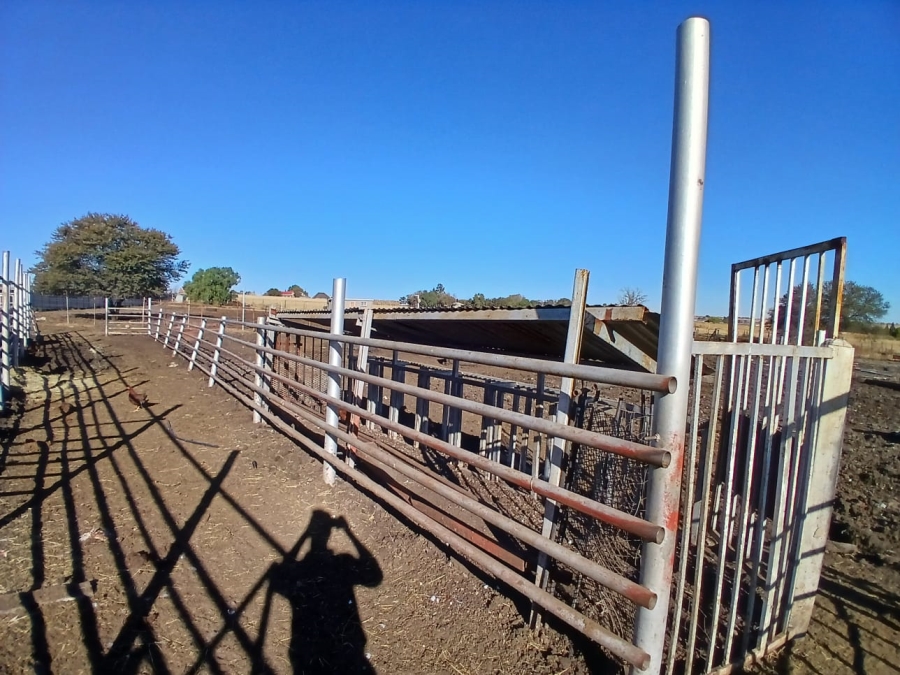 3 Bedroom Property for Sale in Mooilande Gauteng