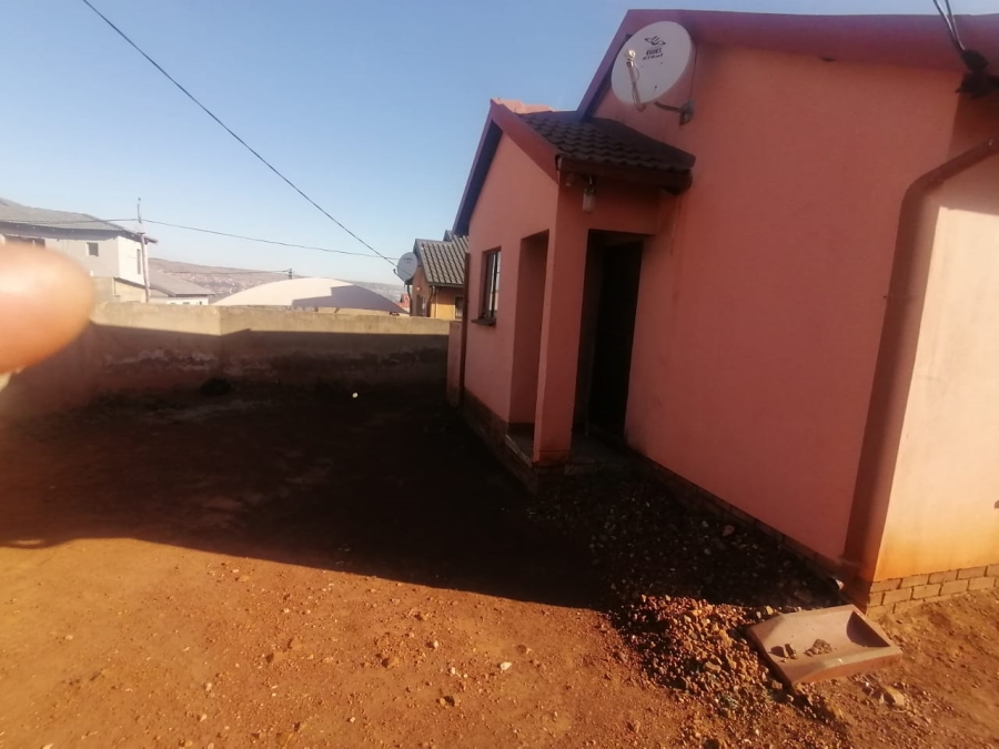 2 Bedroom Property for Sale in Lotus Gardens Gauteng