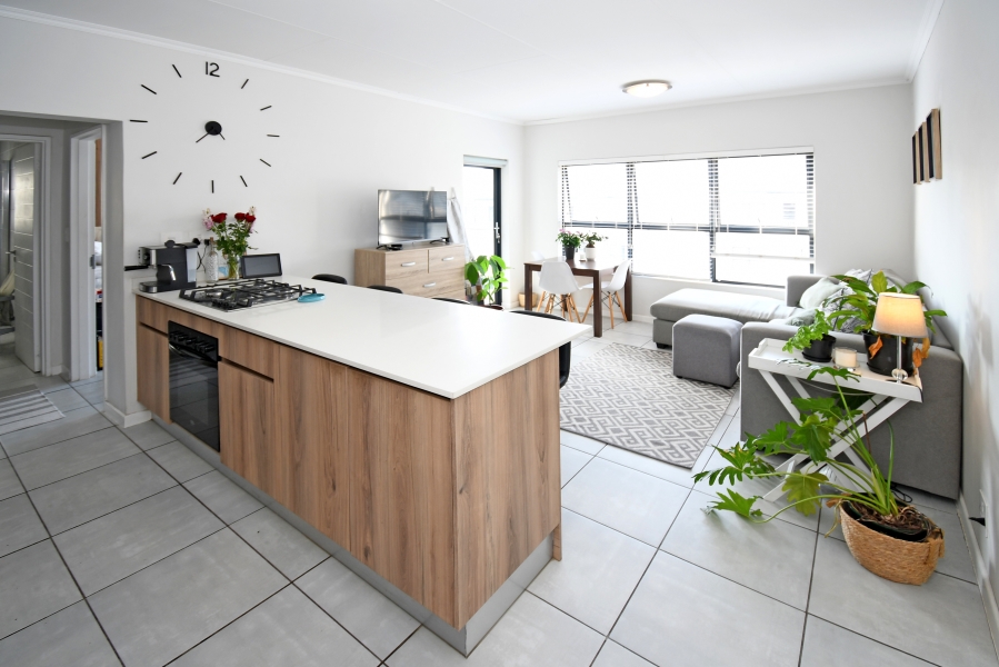 To Let 1 Bedroom Property for Rent in Crowthorne AH Gauteng
