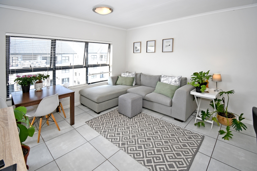 To Let 1 Bedroom Property for Rent in Crowthorne AH Gauteng