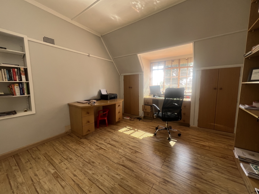 4 Bedroom Property for Sale in Bedfordview Gauteng