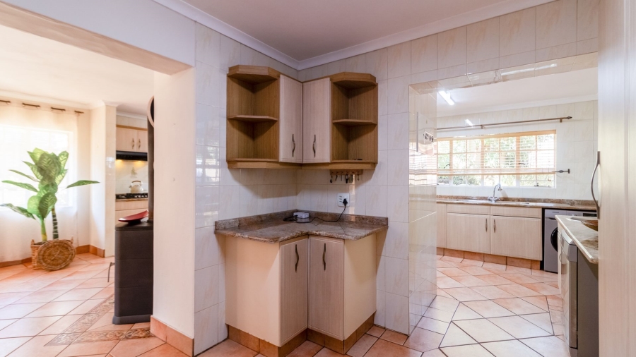 4 Bedroom Property for Sale in Bedfordview Gauteng