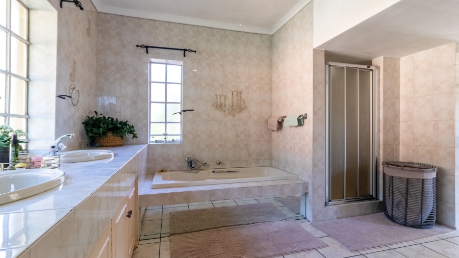 4 Bedroom Property for Sale in Bedfordview Gauteng