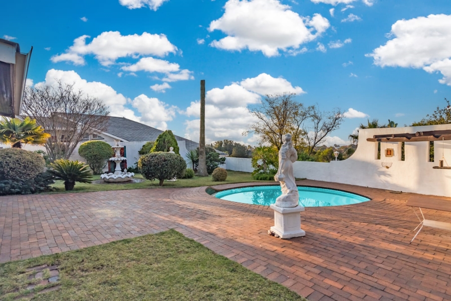 3 Bedroom Property for Sale in Noordheuwel Gauteng