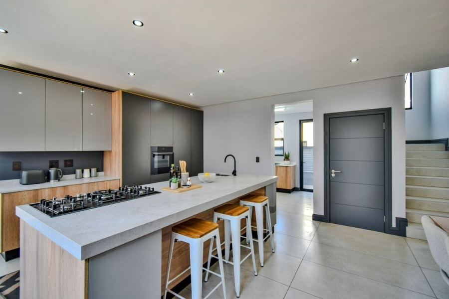 4 Bedroom Property for Sale in Fountainbrook Estate Gauteng