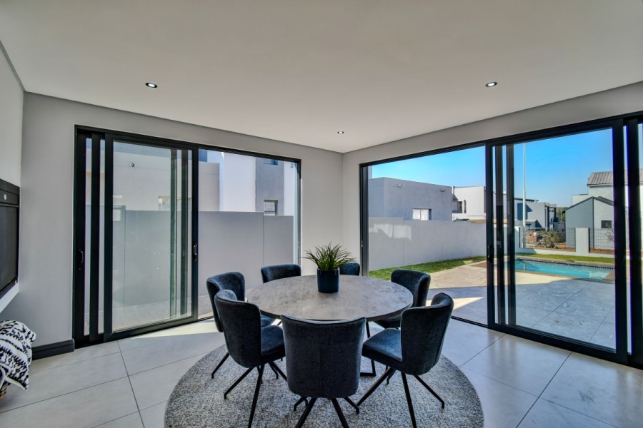 4 Bedroom Property for Sale in Fountainbrook Estate Gauteng