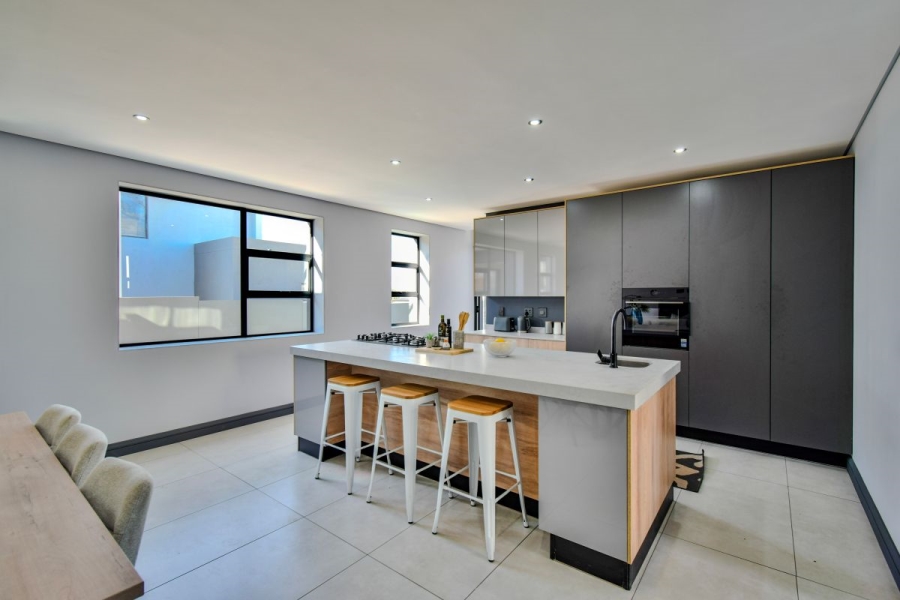 4 Bedroom Property for Sale in Fountainbrook Estate Gauteng
