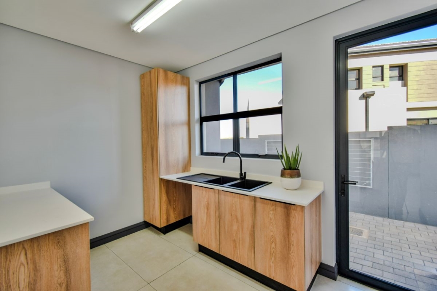 4 Bedroom Property for Sale in Fountainbrook Estate Gauteng