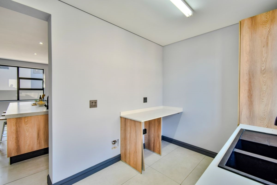 4 Bedroom Property for Sale in Fountainbrook Estate Gauteng