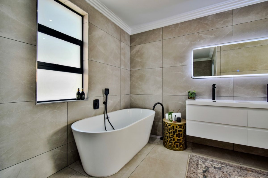 4 Bedroom Property for Sale in Fountainbrook Estate Gauteng