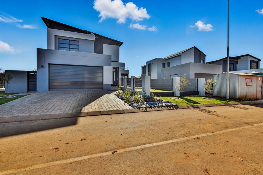4 Bedroom Property for Sale in Fountainbrook Estate Gauteng