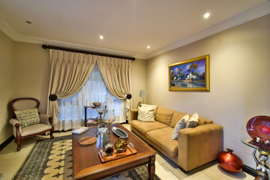 7 Bedroom Property for Sale in Midstream Estate Gauteng