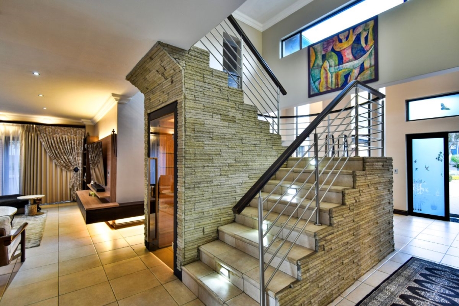 7 Bedroom Property for Sale in Midstream Estate Gauteng