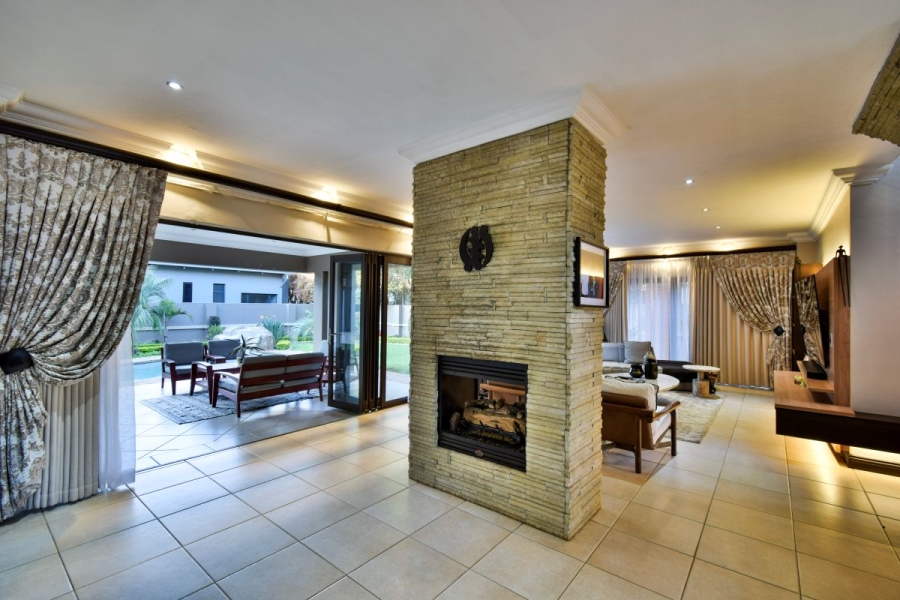 7 Bedroom Property for Sale in Midstream Estate Gauteng