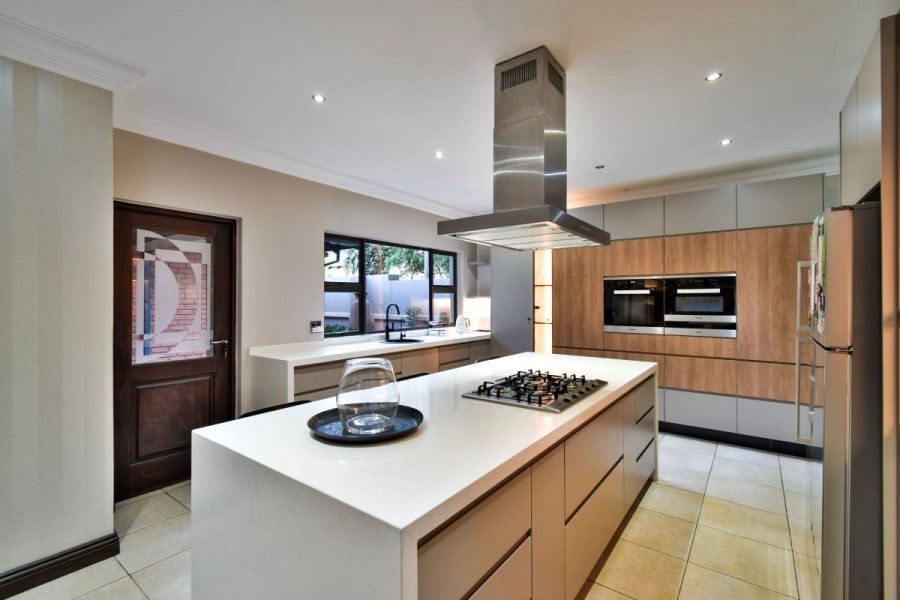 7 Bedroom Property for Sale in Midstream Estate Gauteng