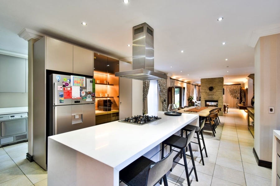 7 Bedroom Property for Sale in Midstream Estate Gauteng