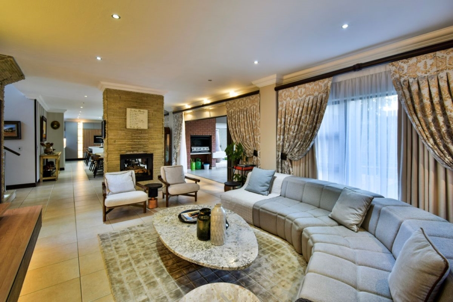 7 Bedroom Property for Sale in Midstream Estate Gauteng