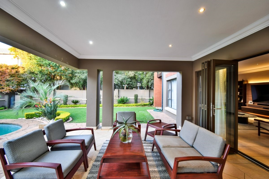 7 Bedroom Property for Sale in Midstream Estate Gauteng