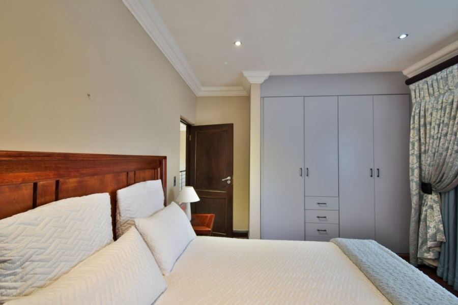 7 Bedroom Property for Sale in Midstream Estate Gauteng
