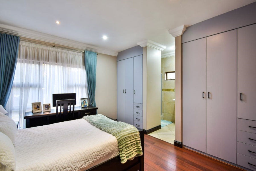 7 Bedroom Property for Sale in Midstream Estate Gauteng