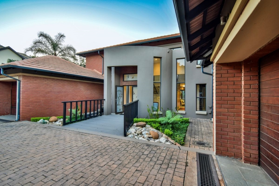 7 Bedroom Property for Sale in Midstream Estate Gauteng