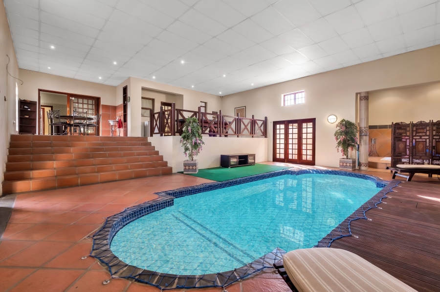 5 Bedroom Property for Sale in Greenside Gauteng