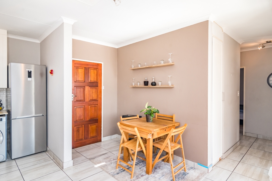 3 Bedroom Property for Sale in Radiokop Gauteng