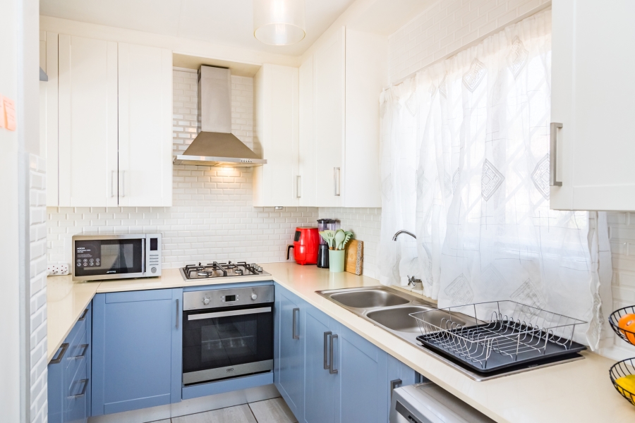 3 Bedroom Property for Sale in Radiokop Gauteng