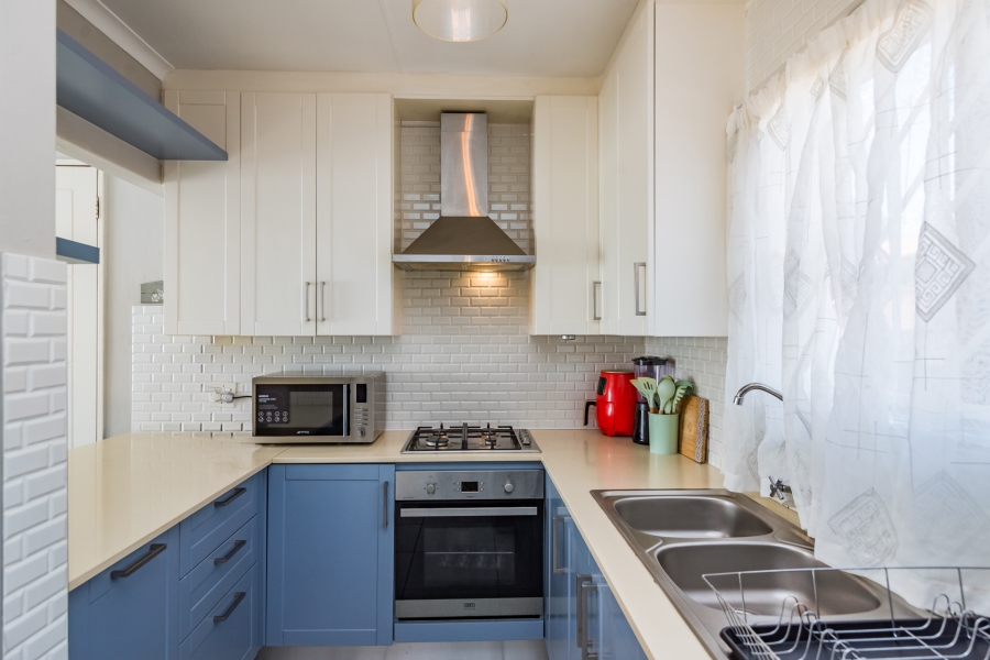 3 Bedroom Property for Sale in Radiokop Gauteng
