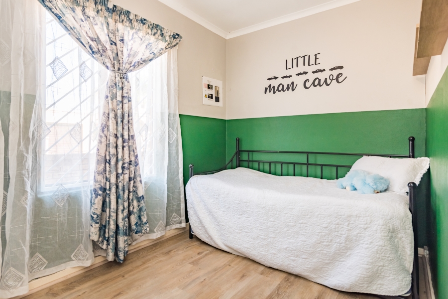 3 Bedroom Property for Sale in Radiokop Gauteng