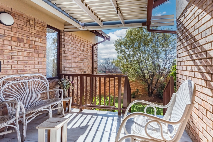 3 Bedroom Property for Sale in Radiokop Gauteng