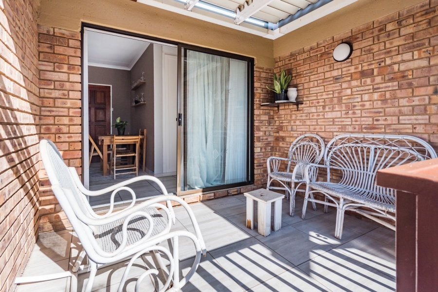 3 Bedroom Property for Sale in Radiokop Gauteng