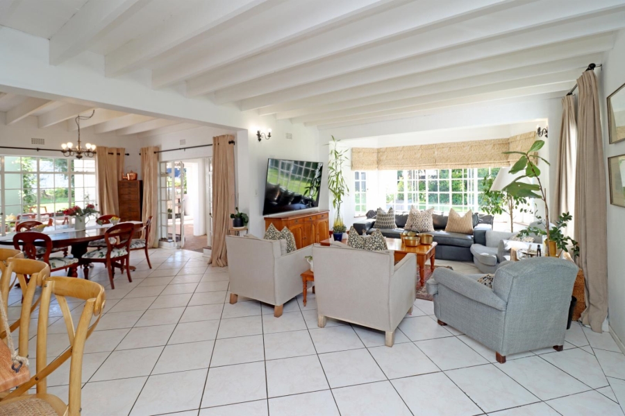 6 Bedroom Property for Sale in Paulshof Gauteng