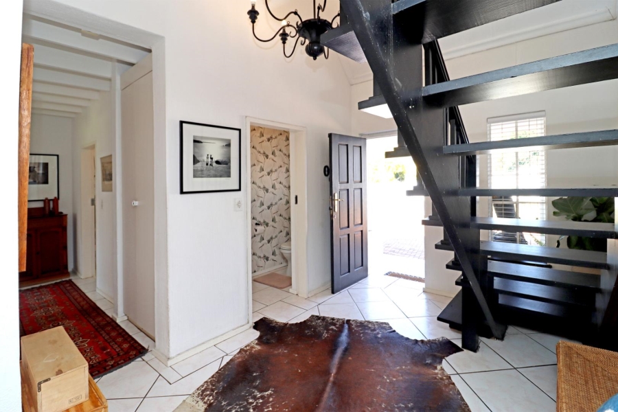 6 Bedroom Property for Sale in Paulshof Gauteng