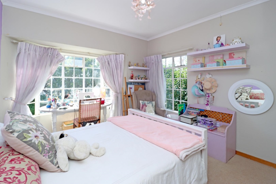6 Bedroom Property for Sale in Paulshof Gauteng