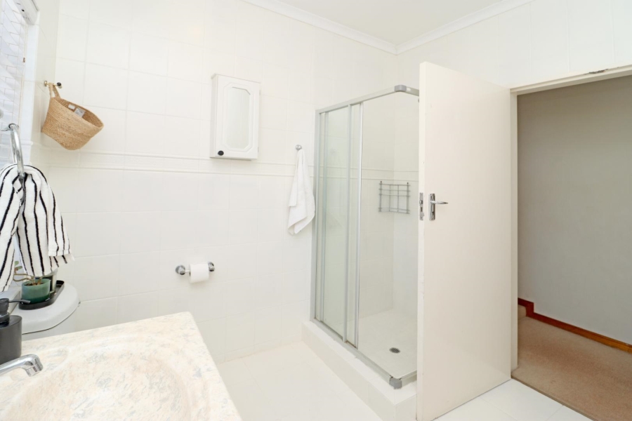 6 Bedroom Property for Sale in Paulshof Gauteng