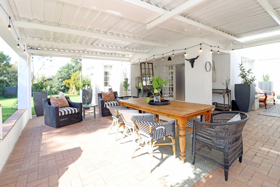 6 Bedroom Property for Sale in Paulshof Gauteng