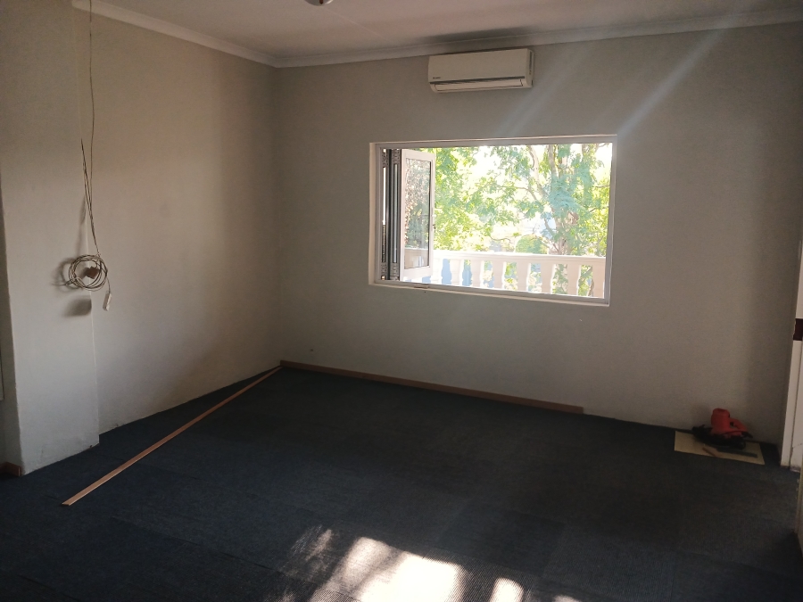 4 Bedroom Property for Sale in Wierda Park Gauteng
