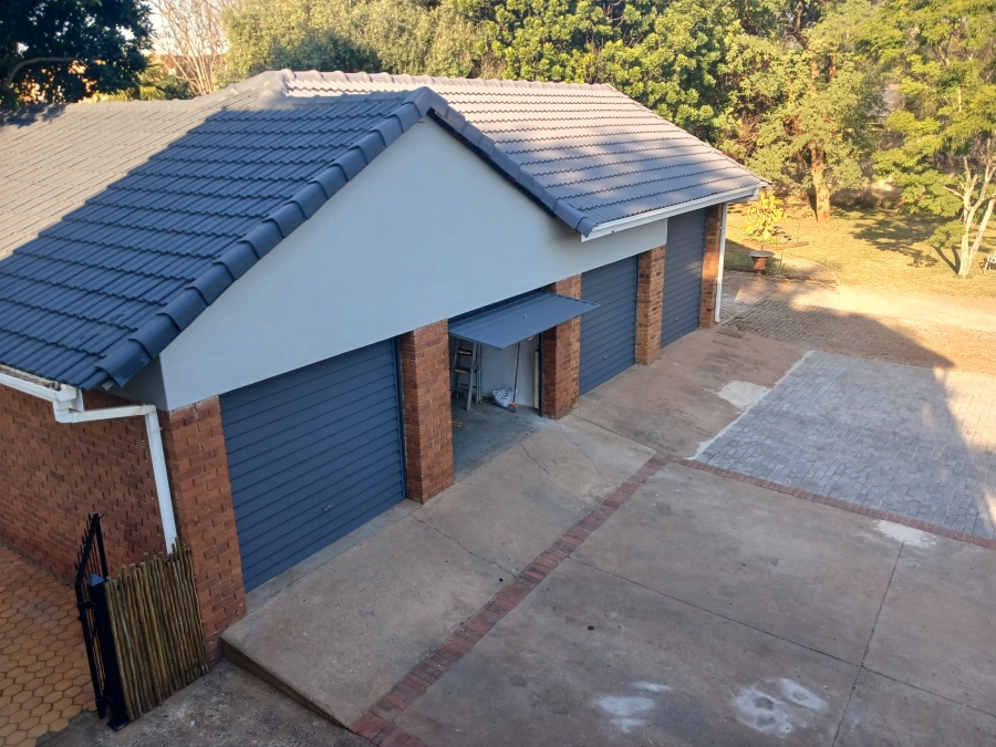 4 Bedroom Property for Sale in Wierda Park Gauteng