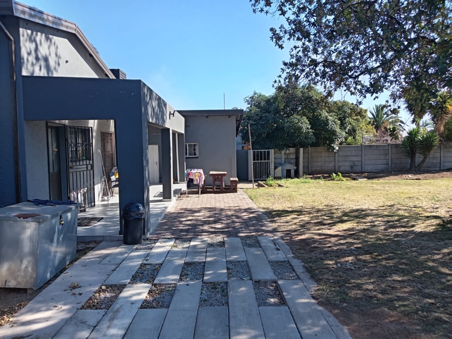 3 Bedroom Property for Sale in Witpoortjie Gauteng