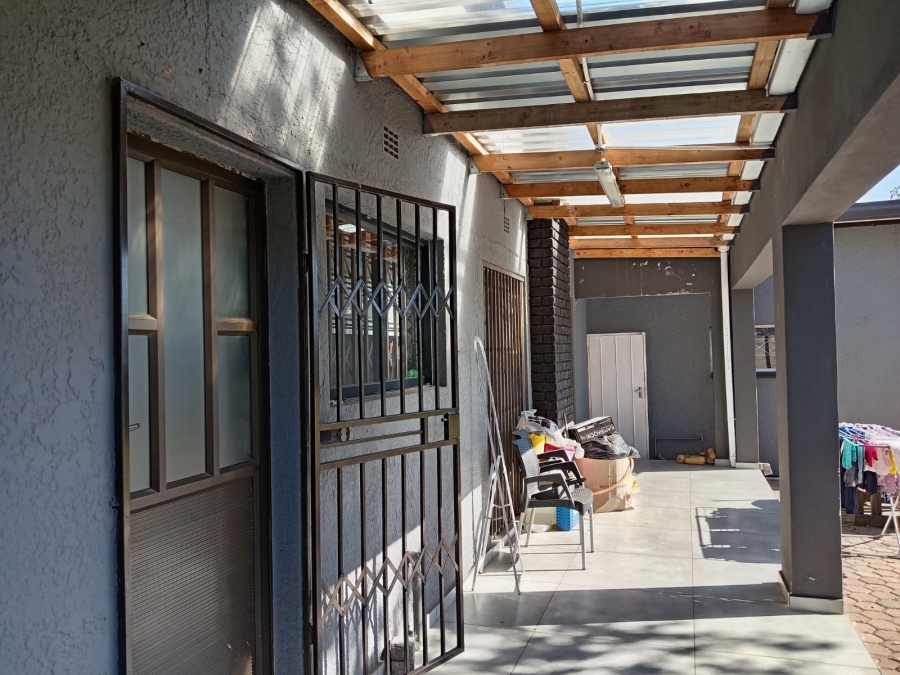 3 Bedroom Property for Sale in Witpoortjie Gauteng