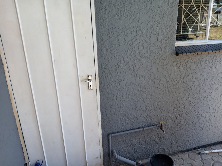 3 Bedroom Property for Sale in Witpoortjie Gauteng