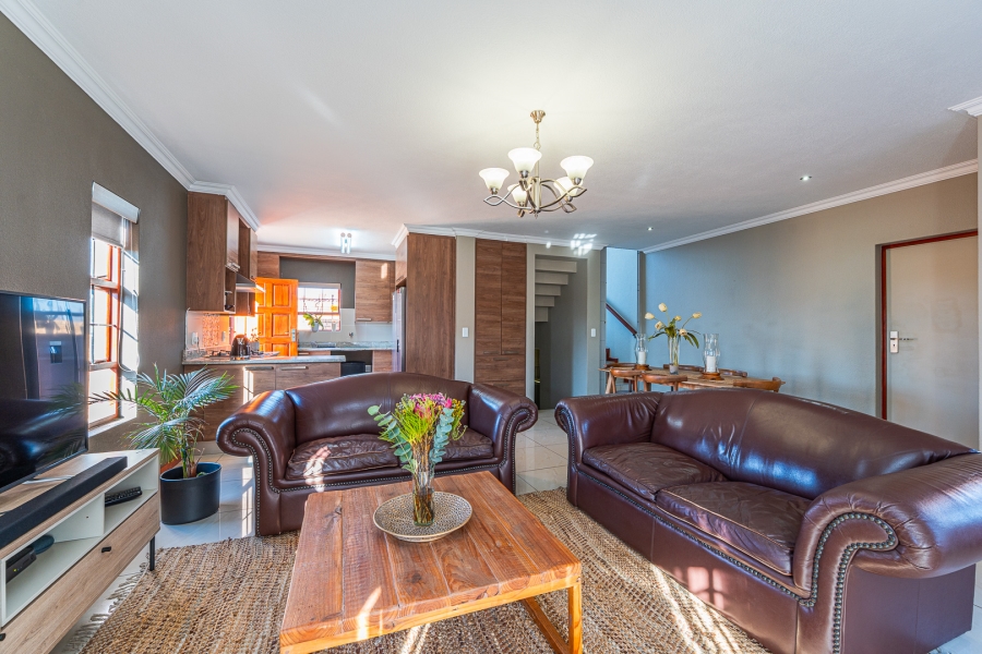 3 Bedroom Property for Sale in Chancliff Ridge Gauteng