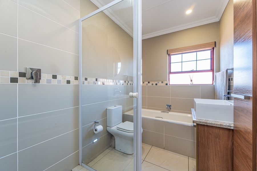 3 Bedroom Property for Sale in Chancliff Ridge Gauteng