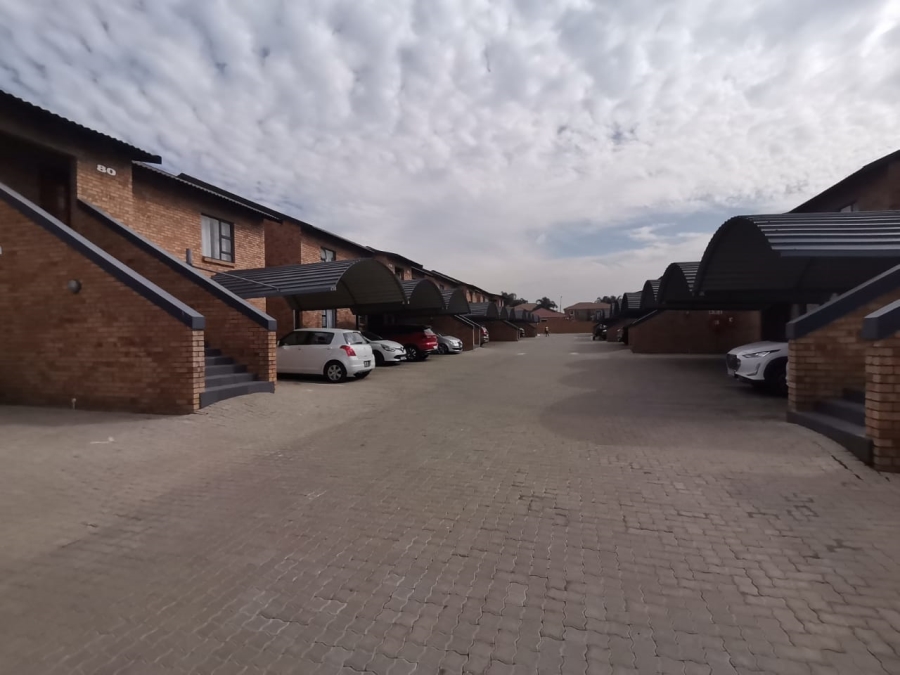 3 Bedroom Property for Sale in New Market Gauteng