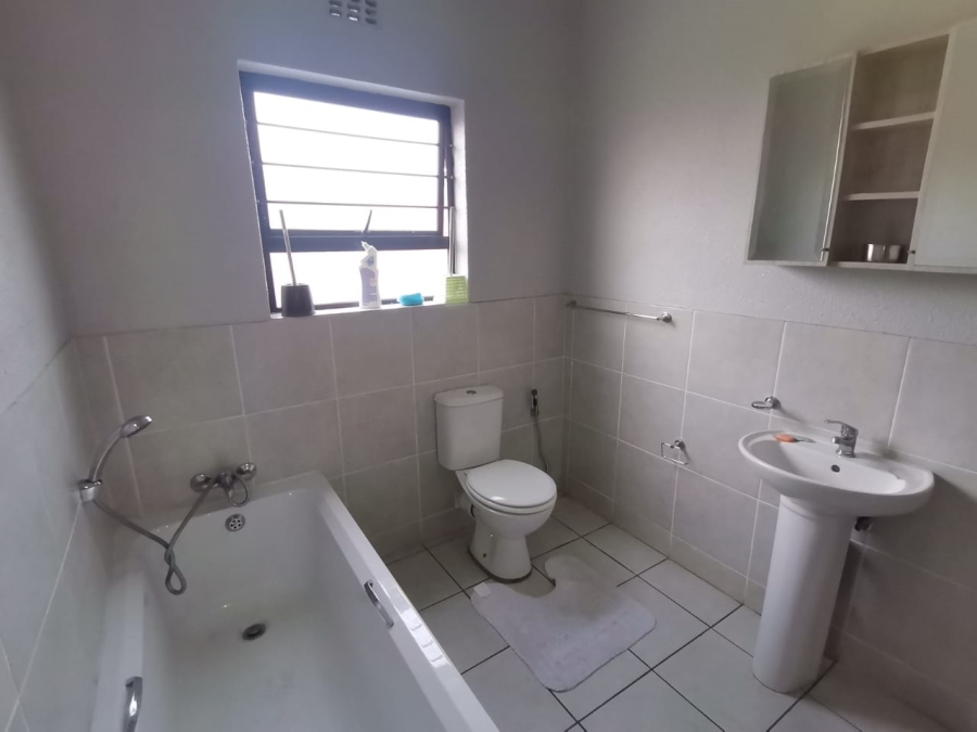 3 Bedroom Property for Sale in New Market Gauteng