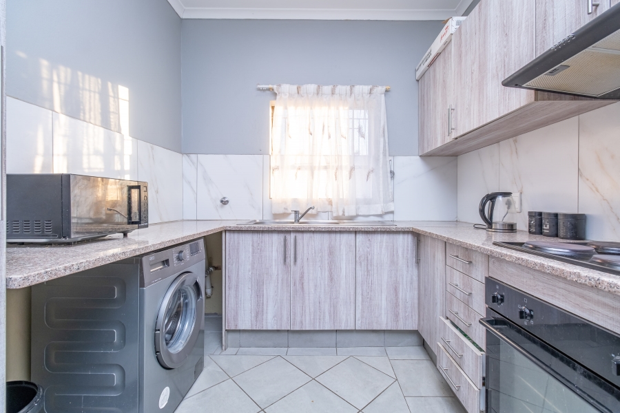 3 Bedroom Property for Sale in Roodekrans Gauteng