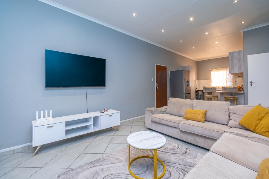 3 Bedroom Property for Sale in Roodekrans Gauteng